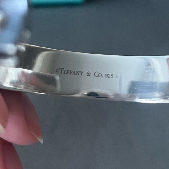 ❗️SOLD❗️Authentic Tiffany & Co. 1837 Midnight Titanium & Silver Cuff Bracelet - Picture 4 of 11